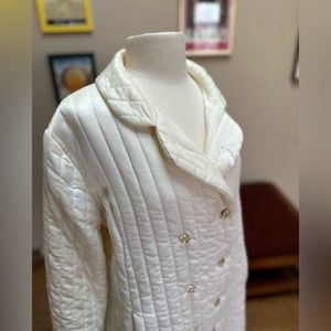 Vintage White Puffer House Coat